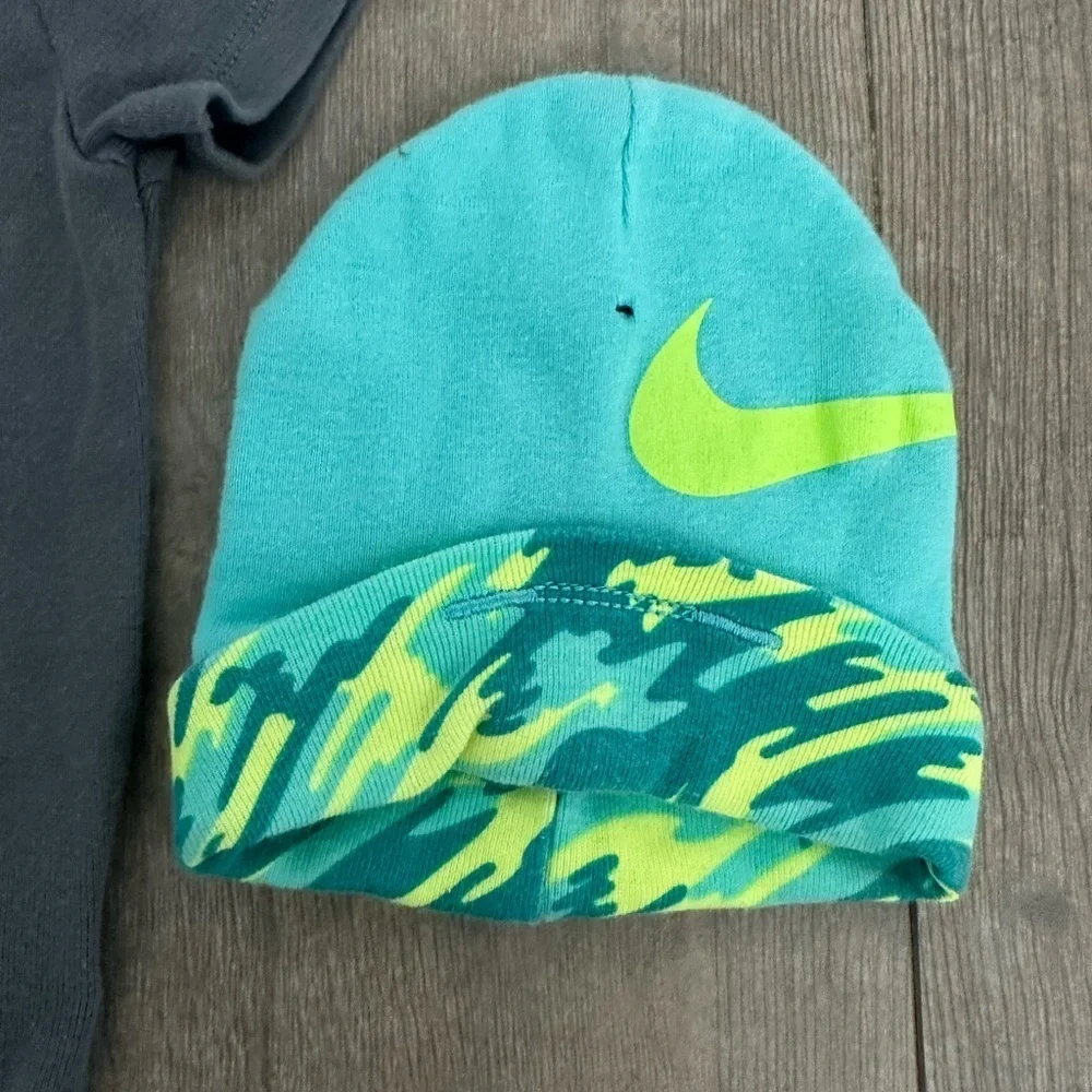 Nike & Cloud Island 0-3 Month Baby Boy three piece matching outfit set